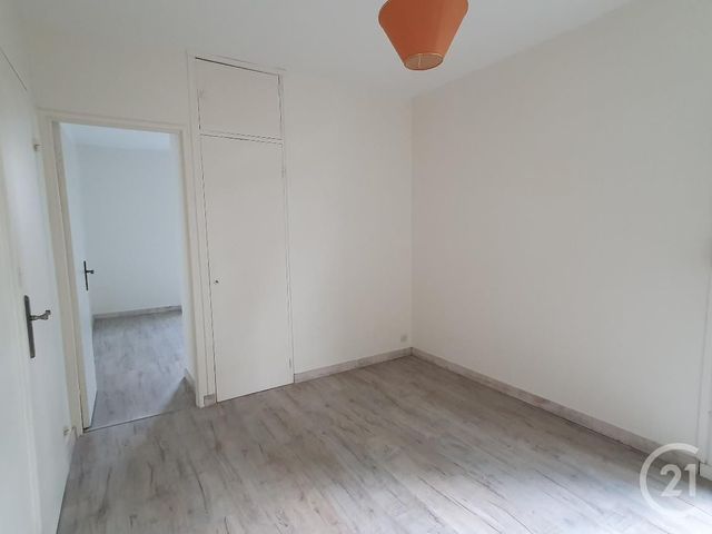 Appartement à louer - 3 pièces - 59.3 m2 - AVON - 77 - ILE-DE-FRANCE - Century 21 Agence Babut