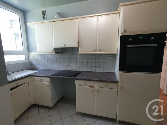 Appartement à louer - 3 pièces - 59.3 m2 - AVON - 77 - ILE-DE-FRANCE - Century 21 Agence Babut