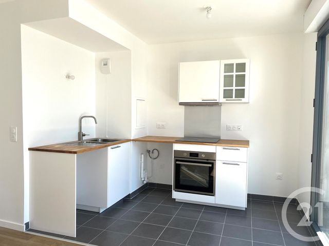 Appartement F2 à louer - 2 pièces - 41.1 m2 - FONTAINEBLEAU - 77 - ILE-DE-FRANCE - Century 21 Agence Babut