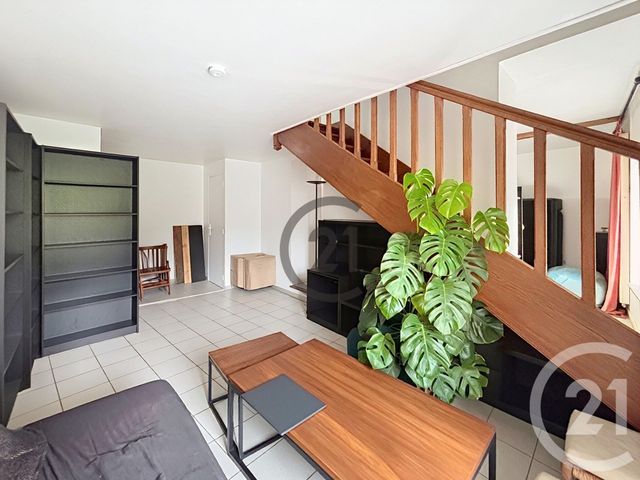 Appartement F3 à vendre - 3 pièces - 73.14 m2 - RECLOSES - 77 - ILE-DE-FRANCE - Century 21 Agence Babut