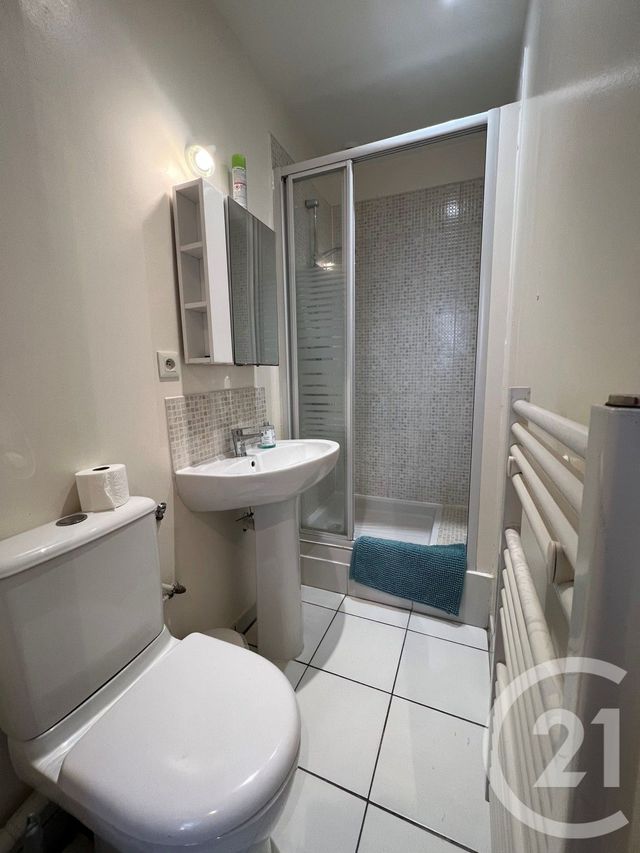 Appartement Studio à louer - 1 pièce - 31.29 m2 - FONTAINEBLEAU - 77 - ILE-DE-FRANCE - Century 21 Agence Babut