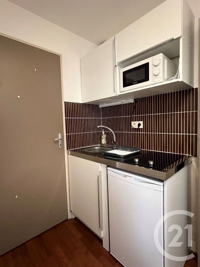 Appartement Studio à louer - 1 pièce - 18.38 m2 - AVON - 77 - ILE-DE-FRANCE - Century 21 Agence Babut