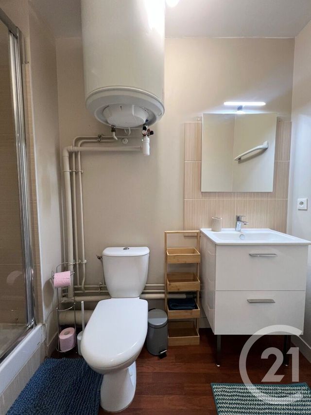 Appartement Studio à louer - 1 pièce - 18.38 m2 - AVON - 77 - ILE-DE-FRANCE - Century 21 Agence Babut