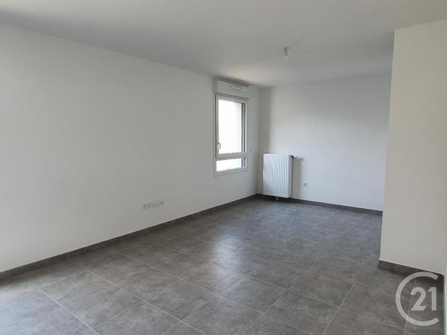 Appartement F1 à louer - 1 pièce - 33.2 m2 - AVON - 77 - ILE-DE-FRANCE - Century 21 Agence Babut