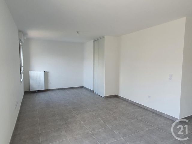 Appartement F1 à louer - 1 pièce - 33.2 m2 - AVON - 77 - ILE-DE-FRANCE - Century 21 Agence Babut