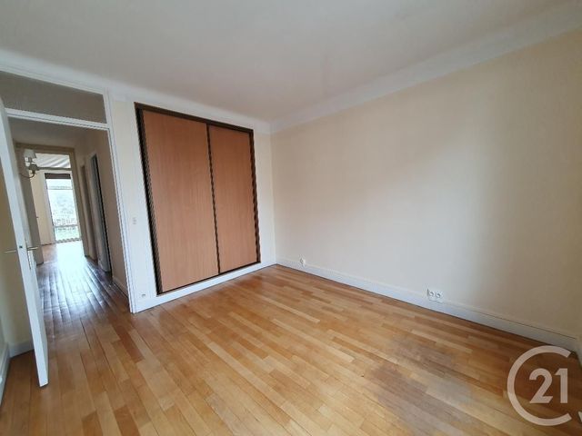 Appartement 4 pièces à louer - 4 pièces - 93.46 m2 - FONTAINEBLEAU - 77 - ILE-DE-FRANCE - Century 21 Agence Babut