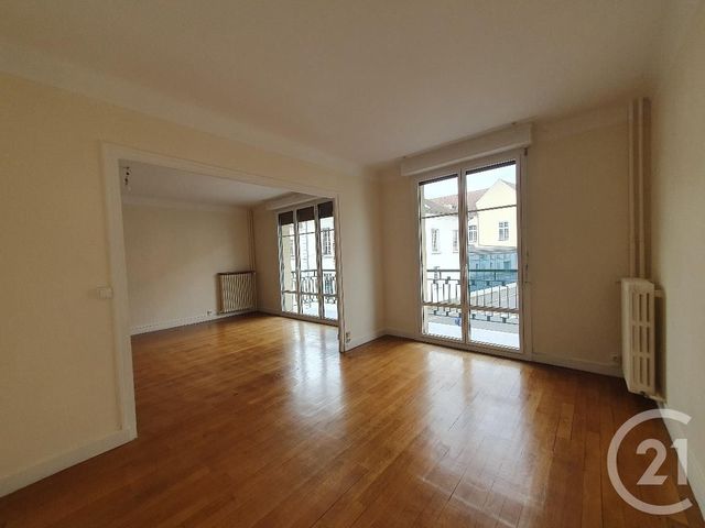 Appartement 4 pièces à louer - 4 pièces - 93.46 m2 - FONTAINEBLEAU - 77 - ILE-DE-FRANCE - Century 21 Agence Babut