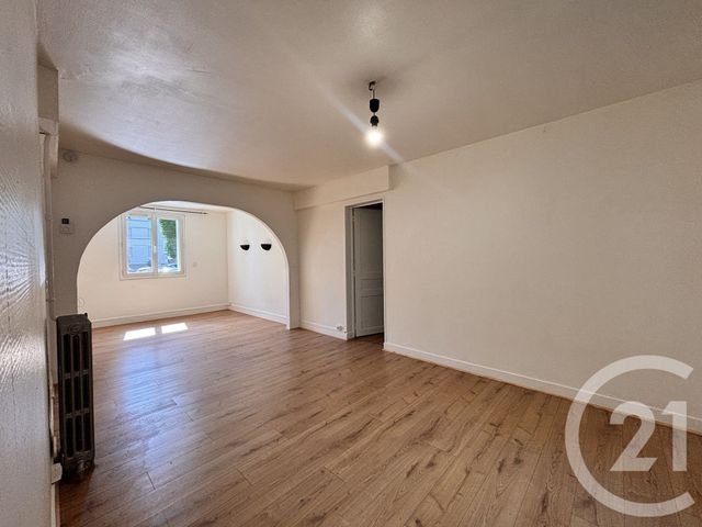 Appartement 4 pièces à vendre - 4 pièces - 58.39 m2 - AVON - 77 - ILE-DE-FRANCE - Century 21 Agence Babut