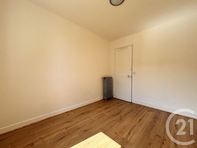 Appartement 4 pièces à vendre - 4 pièces - 58.39 m2 - AVON - 77 - ILE-DE-FRANCE - Century 21 Agence Babut