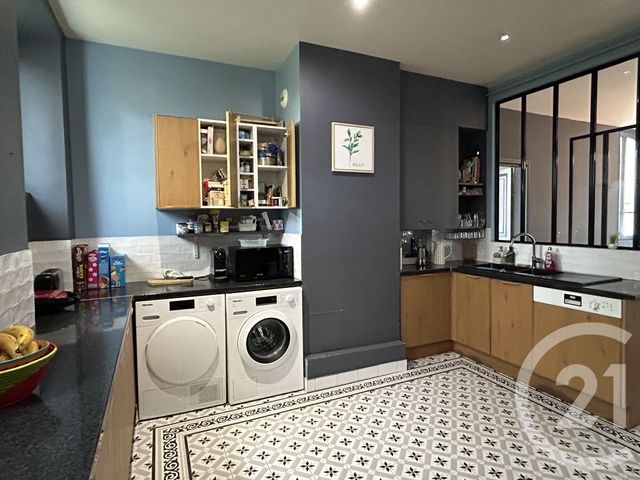 Appartement F6 à louer - 6 pièces - 125.78 m2 - FONTAINEBLEAU - 77 - ILE-DE-FRANCE - Century 21 Agence Babut