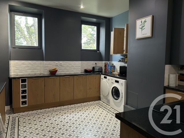 Appartement F6 à louer - 6 pièces - 125.78 m2 - FONTAINEBLEAU - 77 - ILE-DE-FRANCE - Century 21 Agence Babut