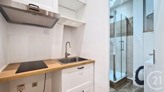 Appartement T2 à louer - 2 pièces - 29.6 m2 - FONTAINEBLEAU - 77 - ILE-DE-FRANCE - Century 21 Agence Babut