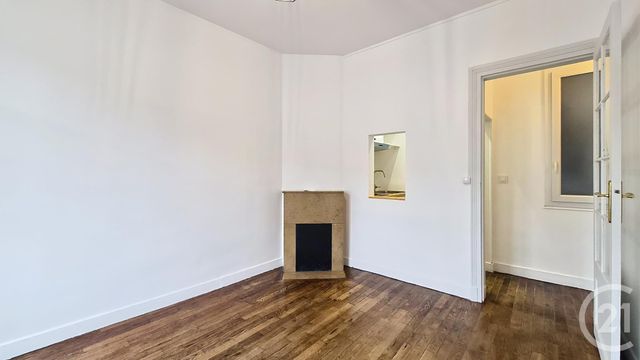 Appartement T2 à louer - 2 pièces - 29.6 m2 - FONTAINEBLEAU - 77 - ILE-DE-FRANCE - Century 21 Agence Babut