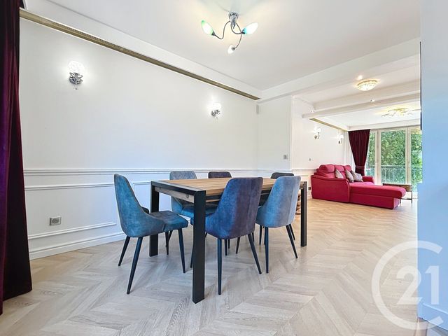 Appartement 5 pieces à louer - 5 pièces - 80.16 m2 - FONTAINEBLEAU - 77 - ILE-DE-FRANCE - Century 21 Agence Babut
