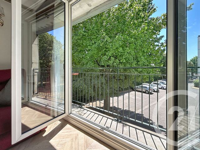 Appartement 5 pieces à louer - 5 pièces - 80.16 m2 - FONTAINEBLEAU - 77 - ILE-DE-FRANCE - Century 21 Agence Babut