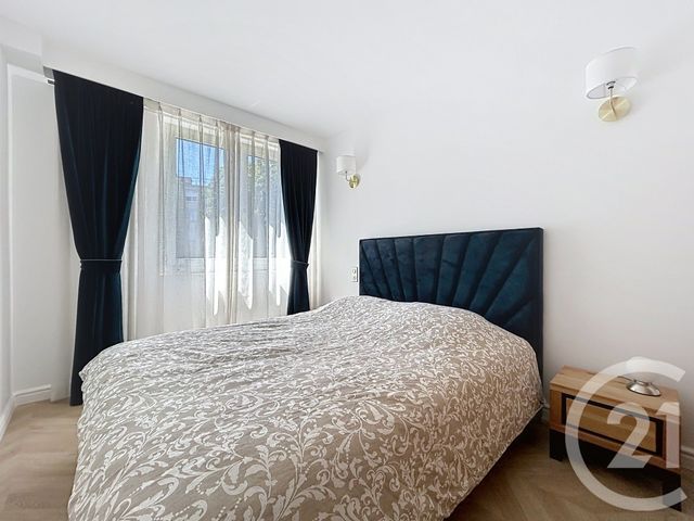 Appartement 5 pieces à louer - 5 pièces - 80.16 m2 - FONTAINEBLEAU - 77 - ILE-DE-FRANCE - Century 21 Agence Babut