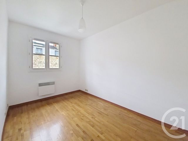 Appartement T2 à louer - 2 pièces - 38.35 m2 - FONTAINEBLEAU - 77 - ILE-DE-FRANCE - Century 21 Agence Babut
