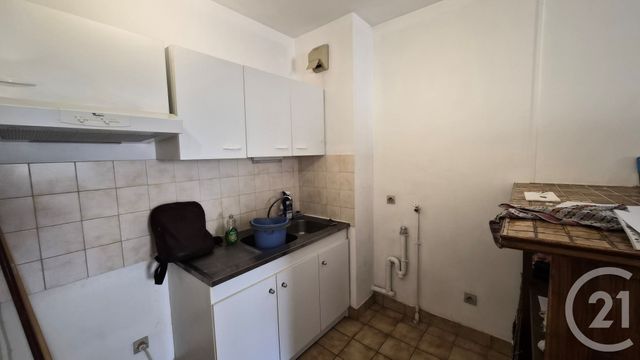 Appartement Autre à louer - 2 pièces - 38.35 m2 - FONTAINEBLEAU - 77 - ILE-DE-FRANCE - Century 21 Agence Babut