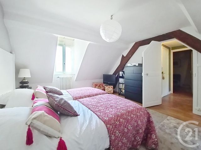 maison à louer - 6 pièces - 118.33 m2 - FONTAINEBLEAU - 77 - ILE-DE-FRANCE - Century 21 Agence Babut