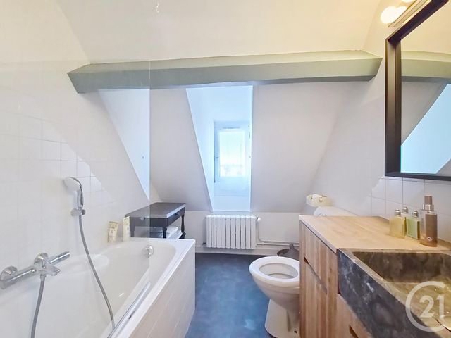 maison à louer - 6 pièces - 118.33 m2 - FONTAINEBLEAU - 77 - ILE-DE-FRANCE - Century 21 Agence Babut