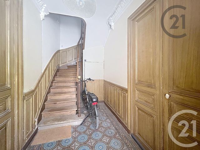 Appartement 3 pièces à vendre - 3 pièces - 85.05 m2 - FONTAINEBLEAU - 77 - ILE-DE-FRANCE - Century 21 Agence Babut