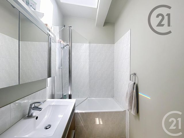 Appartement 3 pièces à vendre - 3 pièces - 85.05 m2 - FONTAINEBLEAU - 77 - ILE-DE-FRANCE - Century 21 Agence Babut