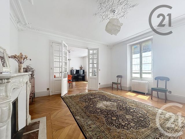 Appartement 3 pièces à vendre - 3 pièces - 85.05 m2 - FONTAINEBLEAU - 77 - ILE-DE-FRANCE - Century 21 Agence Babut