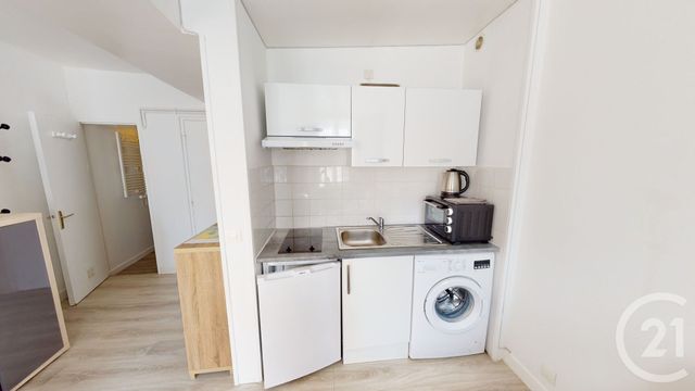 Appartement F1 à louer - 1 pièce - 20.66 m2 - FONTAINEBLEAU - 77 - ILE-DE-FRANCE - Century 21 Agence Babut
