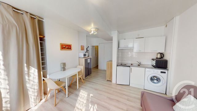 Appartement F1 à louer - 1 pièce - 20.66 m2 - FONTAINEBLEAU - 77 - ILE-DE-FRANCE - Century 21 Agence Babut