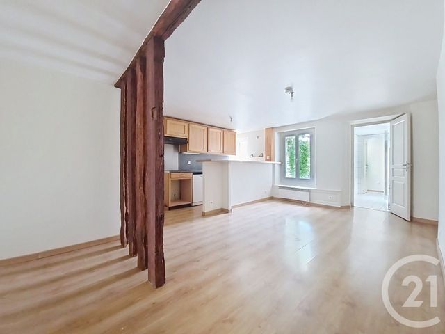 Appartement 2 pièces à louer - 2 pièces - 43.06 m2 - FONTAINEBLEAU - 77 - ILE-DE-FRANCE - Century 21 Agence Babut