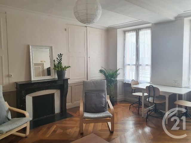 Appartement F2 à louer - 2 pièces - 43.54 m2 - FONTAINEBLEAU - 77 - ILE-DE-FRANCE - Century 21 Agence Babut