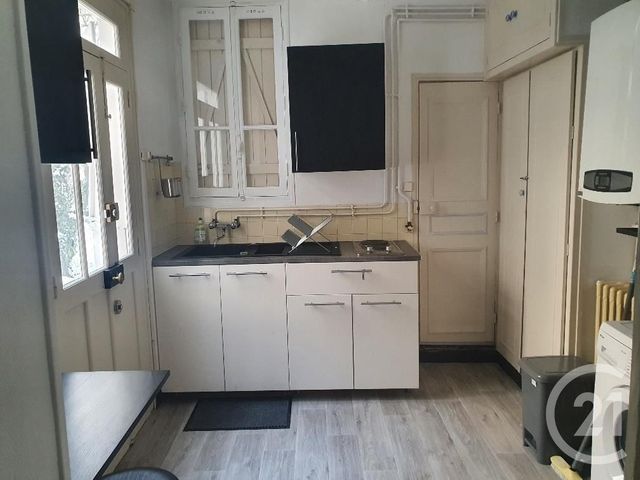Appartement F2 à louer - 2 pièces - 43.54 m2 - FONTAINEBLEAU - 77 - ILE-DE-FRANCE - Century 21 Agence Babut