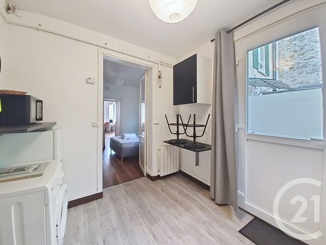 Appartement F2 à louer - 2 pièces - 43.53 m2 - FONTAINEBLEAU - 77 - ILE-DE-FRANCE - Century 21 Agence Babut