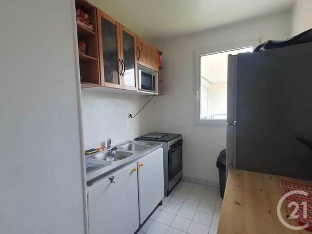 Appartement 2 pièces à louer - 2 pièces - 43.38 m2 - AVON - 77 - ILE-DE-FRANCE - Century 21 Agence Babut