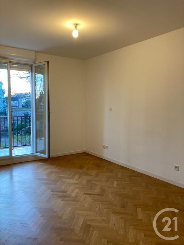 Appartement 2 pièces à louer - 2 pièces - 51.08 m2 - AVON - 77 - ILE-DE-FRANCE - Century 21 Agence Babut