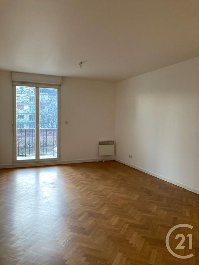 Appartement 2 pièces à louer - 2 pièces - 51.08 m2 - AVON - 77 - ILE-DE-FRANCE - Century 21 Agence Babut