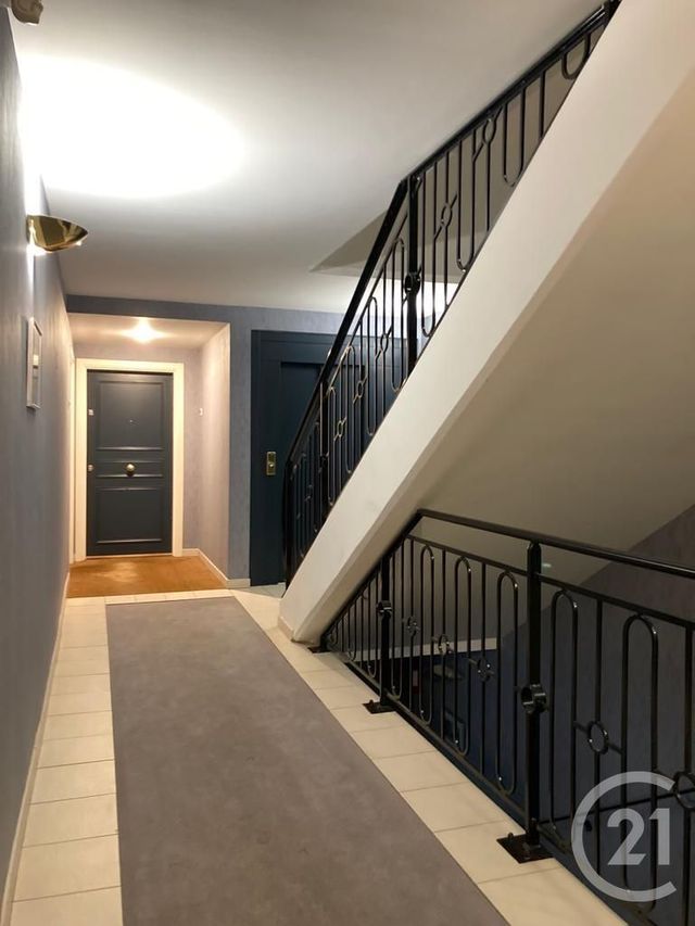 Appartement 2 pièces à louer - 2 pièces - 51.08 m2 - AVON - 77 - ILE-DE-FRANCE - Century 21 Agence Babut