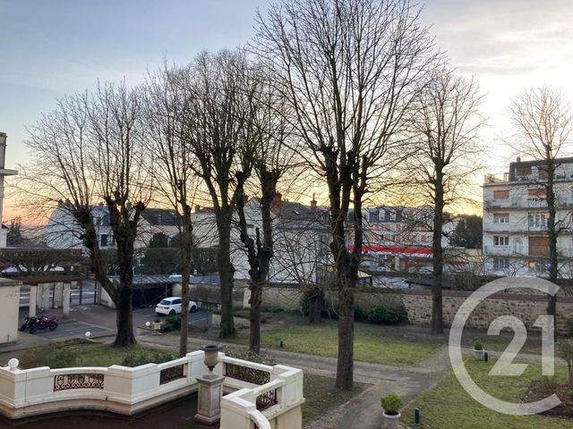 Appartement 2 pièces à louer - 2 pièces - 51.08 m2 - AVON - 77 - ILE-DE-FRANCE - Century 21 Agence Babut