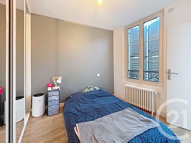 Appartement 2 pièces à louer - 2 pièces - 42.2 m2 - FONTAINEBLEAU - 77 - ILE-DE-FRANCE - Century 21 Agence Babut