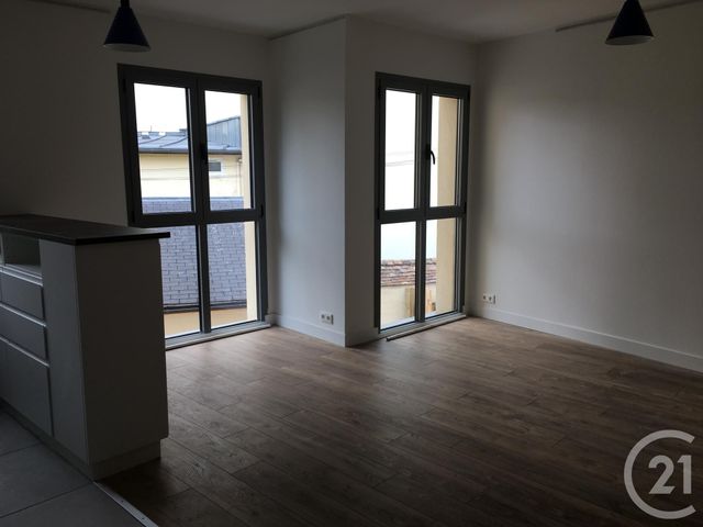 Appartement 2 pièces à louer - 2 pièces - 42.2 m2 - FONTAINEBLEAU - 77 - ILE-DE-FRANCE - Century 21 Agence Babut