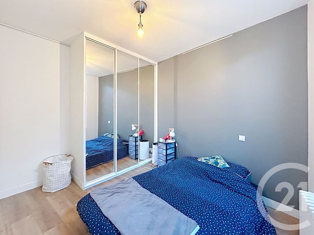 Appartement 2 pièces à louer - 2 pièces - 42.2 m2 - FONTAINEBLEAU - 77 - ILE-DE-FRANCE - Century 21 Agence Babut