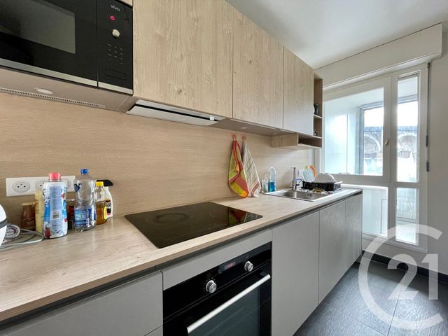 Appartement F3 à louer - 3 pièces - 64.24 m2 - AVON - 77 - ILE-DE-FRANCE - Century 21 Agence Babut