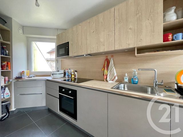 Appartement F3 à louer - 3 pièces - 64.24 m2 - AVON - 77 - ILE-DE-FRANCE - Century 21 Agence Babut