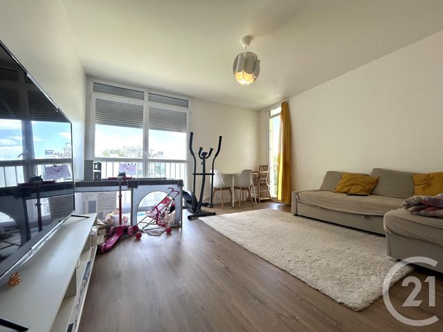 Appartement 3 pièces à vendre - 3 pièces - 60.0 m2 - AVON - 77 - ILE-DE-FRANCE - Century 21 Agence Babut