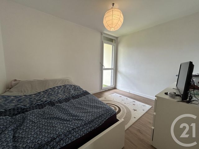 Appartement 3 pièces à vendre - 3 pièces - 60.0 m2 - AVON - 77 - ILE-DE-FRANCE - Century 21 Agence Babut