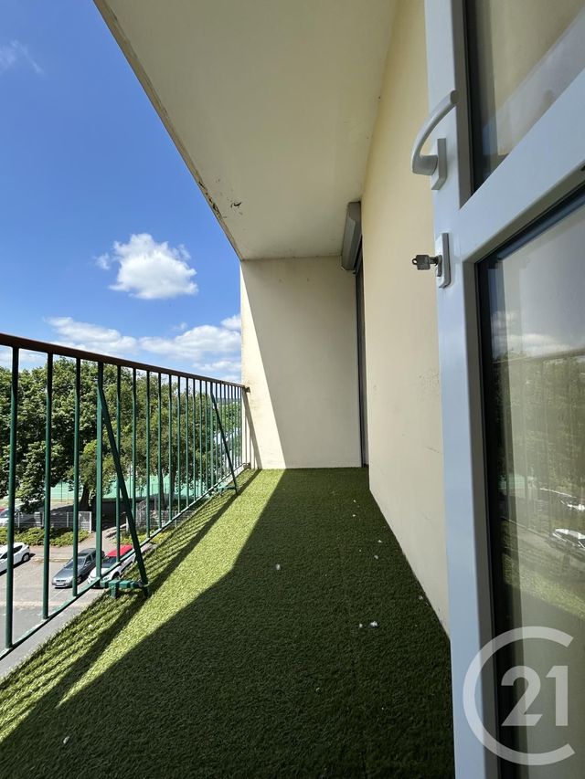Appartement 3 pièces à vendre - 3 pièces - 60.0 m2 - AVON - 77 - ILE-DE-FRANCE - Century 21 Agence Babut