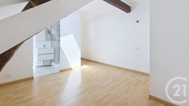 Appartement Duplex à louer - 2 pièces - 28.72 m2 - LA CHAPELLE LA REINE - 77 - ILE-DE-FRANCE - Century 21 Agence Babut
