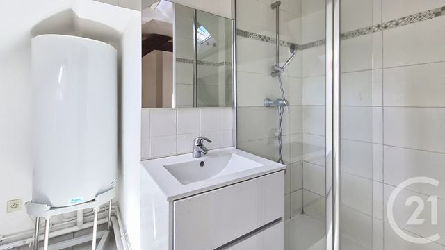 Appartement Duplex à louer - 2 pièces - 28.72 m2 - LA CHAPELLE LA REINE - 77 - ILE-DE-FRANCE - Century 21 Agence Babut