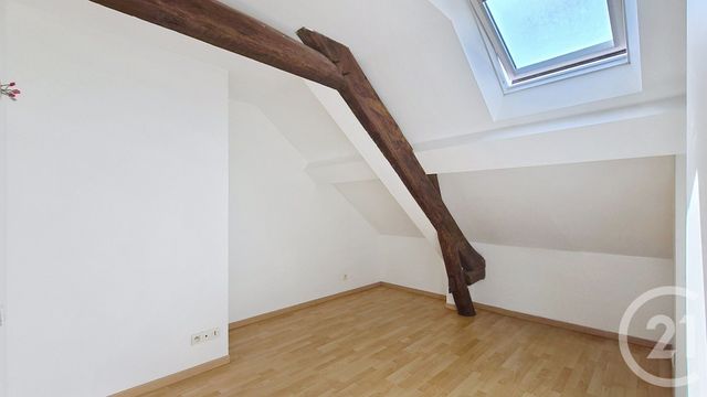 Appartement Duplex à louer - 2 pièces - 28.72 m2 - LA CHAPELLE LA REINE - 77 - ILE-DE-FRANCE - Century 21 Agence Babut