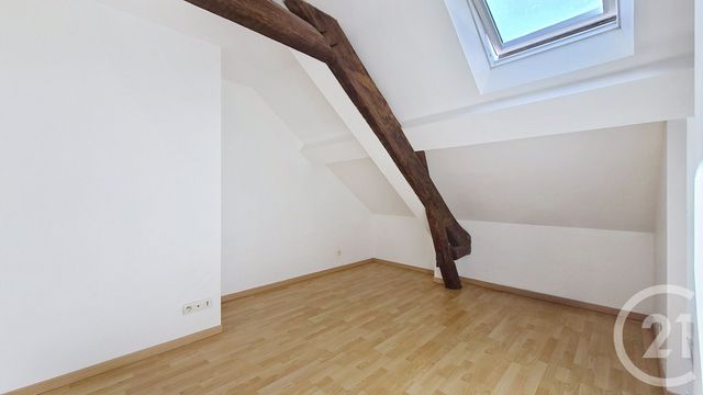 Appartement Duplex à louer - 2 pièces - 28.72 m2 - LA CHAPELLE LA REINE - 77 - ILE-DE-FRANCE - Century 21 Agence Babut